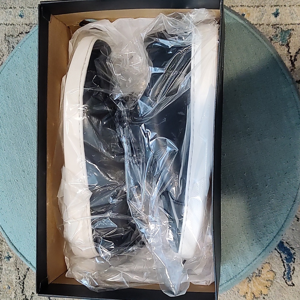 Kenneth Cole New York men's sneaker-NEW